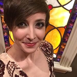 Meet your Posher, Laura